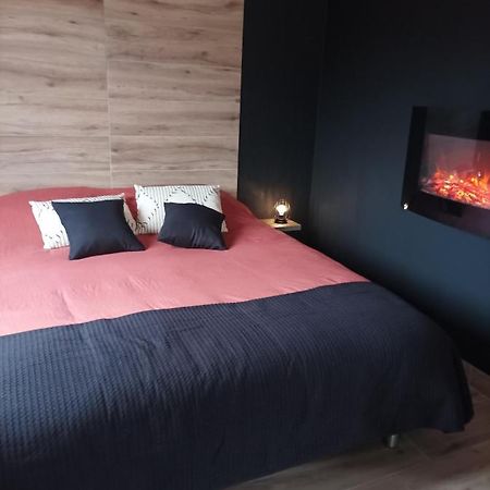 Loft Sauna Jacuzzi Ospariegeois Lavelanet Eksteriør bilde