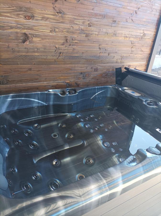 Loft Sauna Jacuzzi Ospariegeois Lavelanet Eksteriør bilde